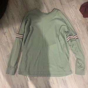 Urban Outfitters Green Long Sleeve T-Shirt
